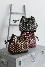 Bombonera Noco tachas Negra