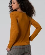 Camiseta Surkana cuello redondo Ocre - Imagen 2