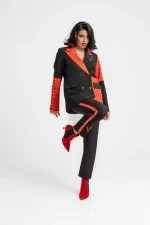 Diseño frontal de la americana de doble botonadura Rock and Roll Lolina