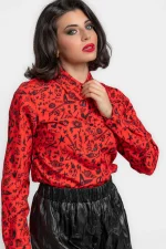 Diseño frontal de la camisa recta de estilo camisero Rock and Roll Lolina